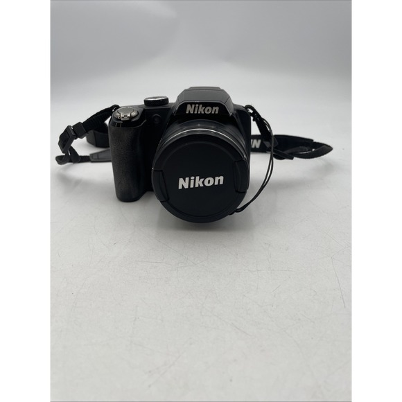 Nikon Coolpix P90 12.1MP Digital Camera 24x Zoom Flip Up LCD +Battery+Strap